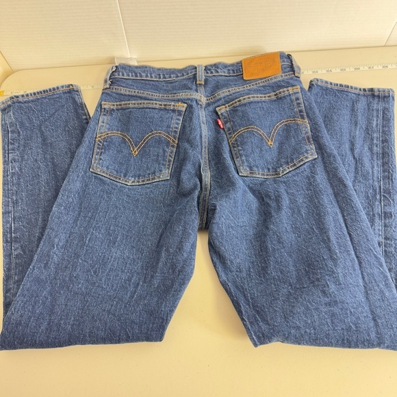 Levi's Premium Wedgie Icon Fit Ankle Jeans Low Stretch in Life's Work Size 26 - Picture 13 of 16